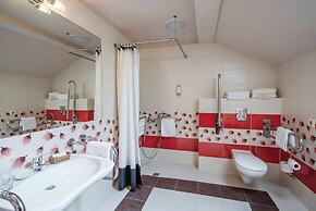 Dwór Kombornia Hotel & SPA
