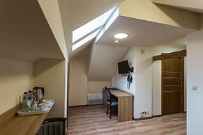 Dwór Kombornia Hotel & SPA