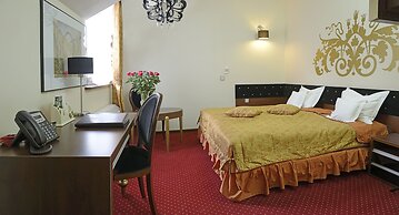 Dwór Kombornia Hotel & SPA