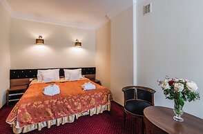 Dwór Kombornia Hotel & SPA