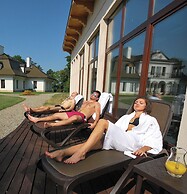 Dwór Kombornia Hotel & SPA