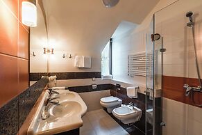 Dwór Kombornia Hotel & SPA