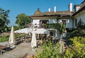 Dwór Kombornia Hotel & SPA