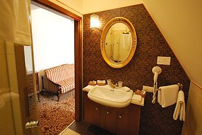 Dwór Kombornia Hotel & SPA