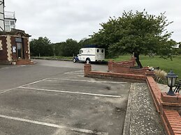 The Links Country Park Hotel