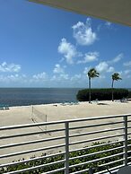 Fisher Inn Resort & Marina