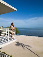 Fisher Inn Resort & Marina