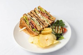 De Rougemont Manor Hotel & Suites