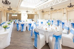 De Rougemont Manor Hotel & Suites