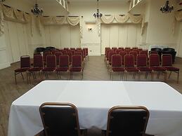 De Rougemont Manor Hotel & Suites