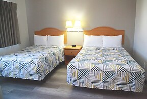 Studio 6 Bakersfield, CA