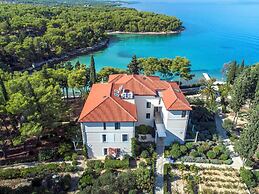 Aminess Vival Velaris Resort