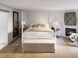 Farmhouse Inn