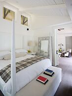 Farmhouse Inn