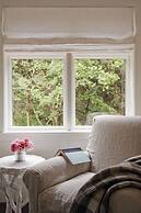 Farmhouse Inn