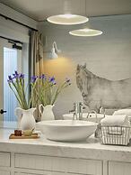 Farmhouse Inn