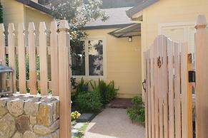 Farmhouse Inn