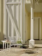 Farmhouse Inn