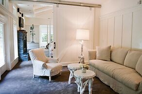 Farmhouse Inn