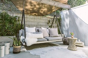 Farmhouse Inn