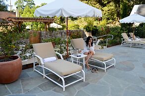 Farmhouse Inn