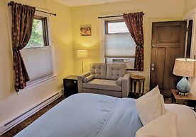 Bluebird Guesthouse