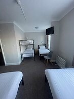 Lords Hotel