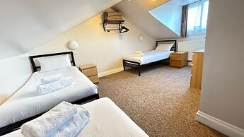 Lords Hotel