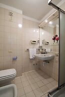 Axolute Comfort Hotel