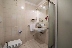 Axolute Comfort Hotel