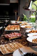 Axolute Comfort Hotel