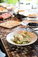 Axolute Comfort Hotel