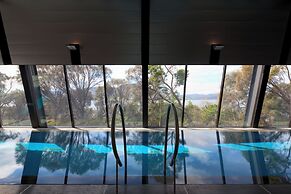 Mona Pavilions