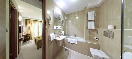 Monte Casa Spa & Wellness