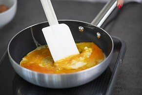 International Hotel & Suite