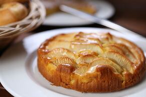 International Hotel & Suite