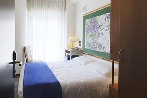 International Hotel & Suite