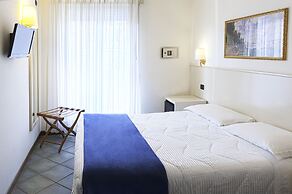 International Hotel & Suite