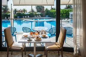 International Hotel & Suite