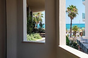 International Hotel & Suite