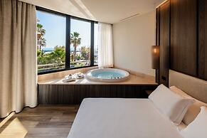 International Hotel & Suite