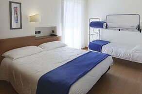 International Hotel & Suite