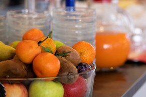 International Hotel & Suite