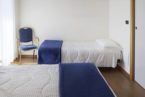 International Hotel & Suite