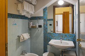 International Hotel & Suite