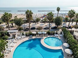 International Hotel & Suite