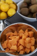 International Hotel & Suite