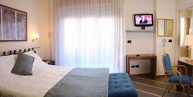 International Hotel & Suite