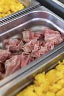 International Hotel & Suite