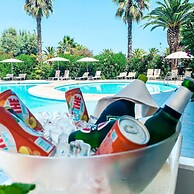 International Hotel & Suite